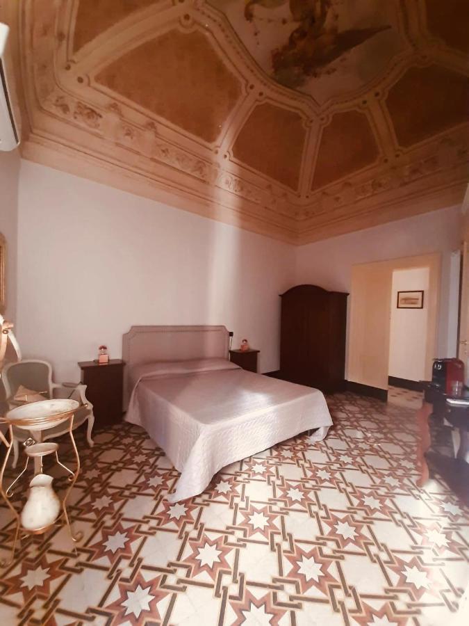 Vera Rooms Catánia Buitenkant foto